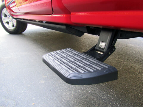 Bedstep®2 Flip Down Side Bumper Step 19-26 Silv/Sra 1500, 22 LTD/Lmtd, Short&nbsp;Bed