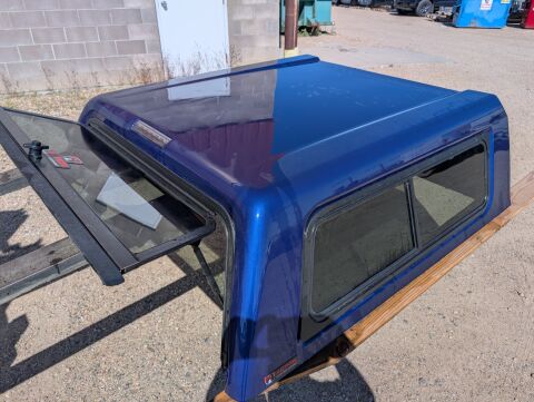 CONTOUR 4 TRUCK CAP FOR 2025 TOYOTA TACOMA DOUBLE CAB WITH 5FT BOX IN IV8W7 Blue Crush (Metallic) 911101F