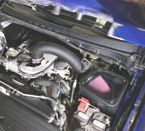Cold Air Intake For 16-19 Nissan Titan, V8-5.0L Cummins Oiled Cotton Cleanable&nbsp;Red